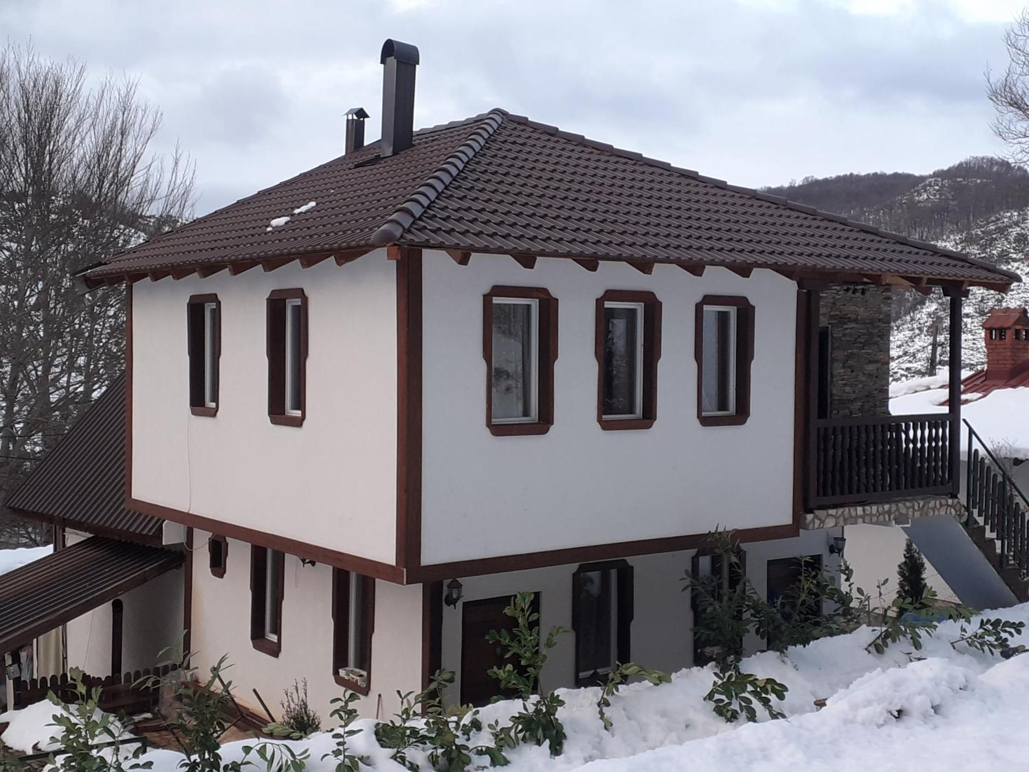 Restaurant And Apartments - T'Ga Za Jug Lazaropole Exterior photo